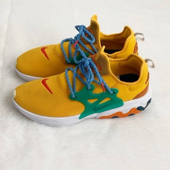 Nike React Presto University Gold Egg Toast Athletic Shoes, size 11 - Picture 2 of 10